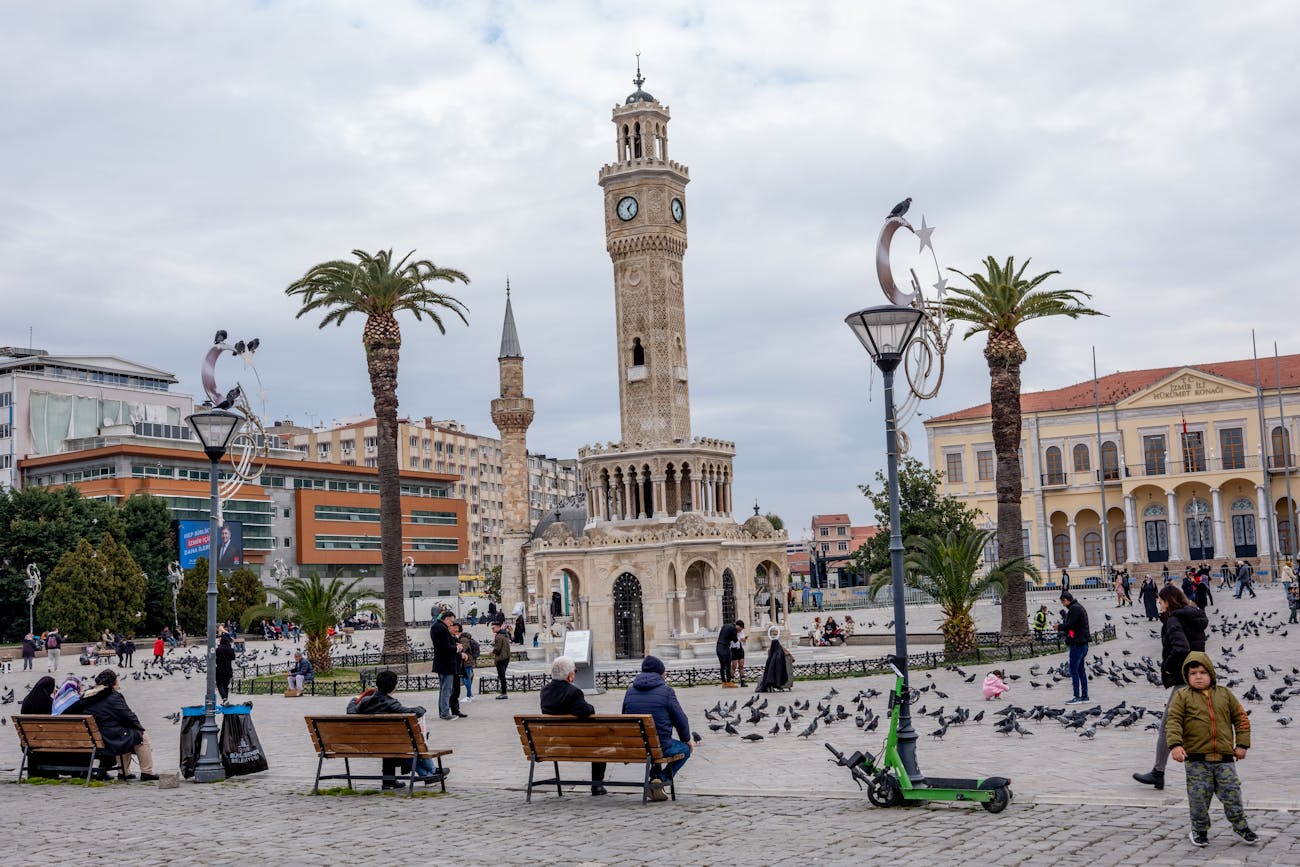 İzmir Hastanelerinde Beslenme ve Diyet Hizmetleri